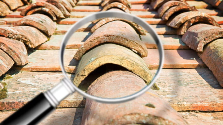 Réparer ou remplacer sa toiture : comment faire le bon choix ?